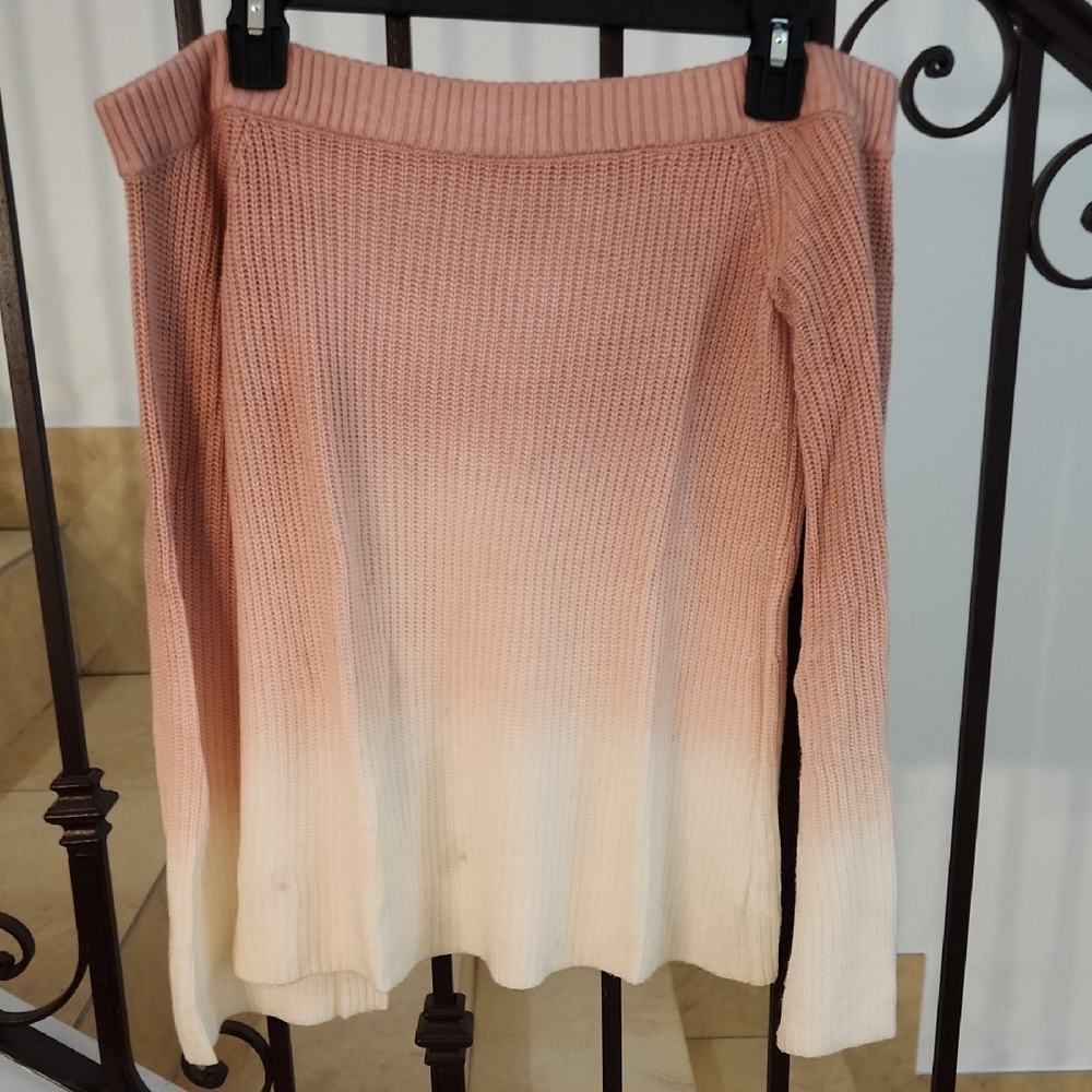 American Eagle Outfitters Pink and Cream Ribbed Hoodie